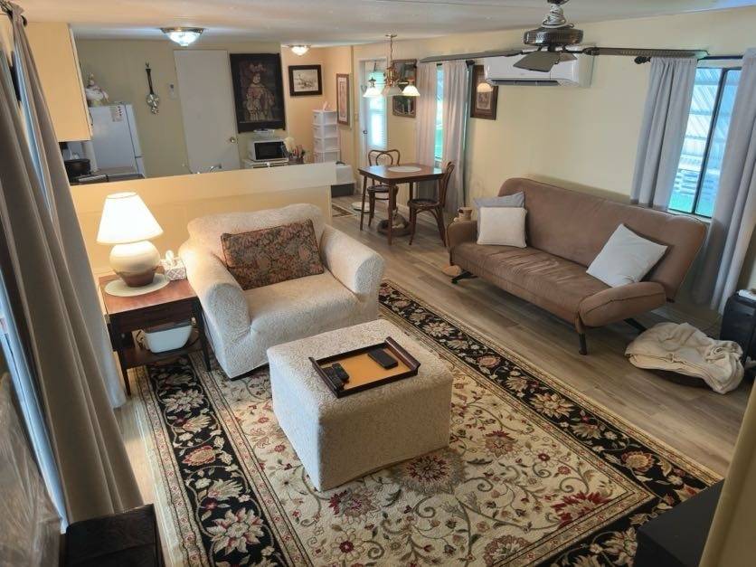 49 Hideaway Lane a Winter Haven, FL Mobile or Manufactured Home for Sale